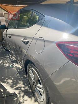 هیوندای ئەلەنترا